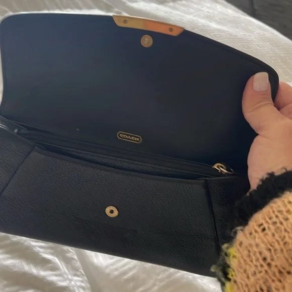 Coach envelope style long wallet - Picture 2 of 8